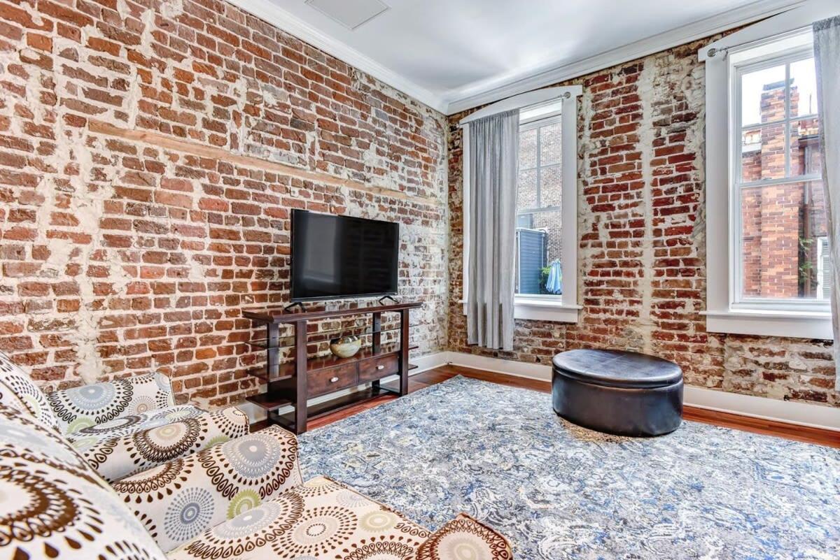 E Bay St Loft By City Market And River Street Savannah Zewnętrze zdjęcie