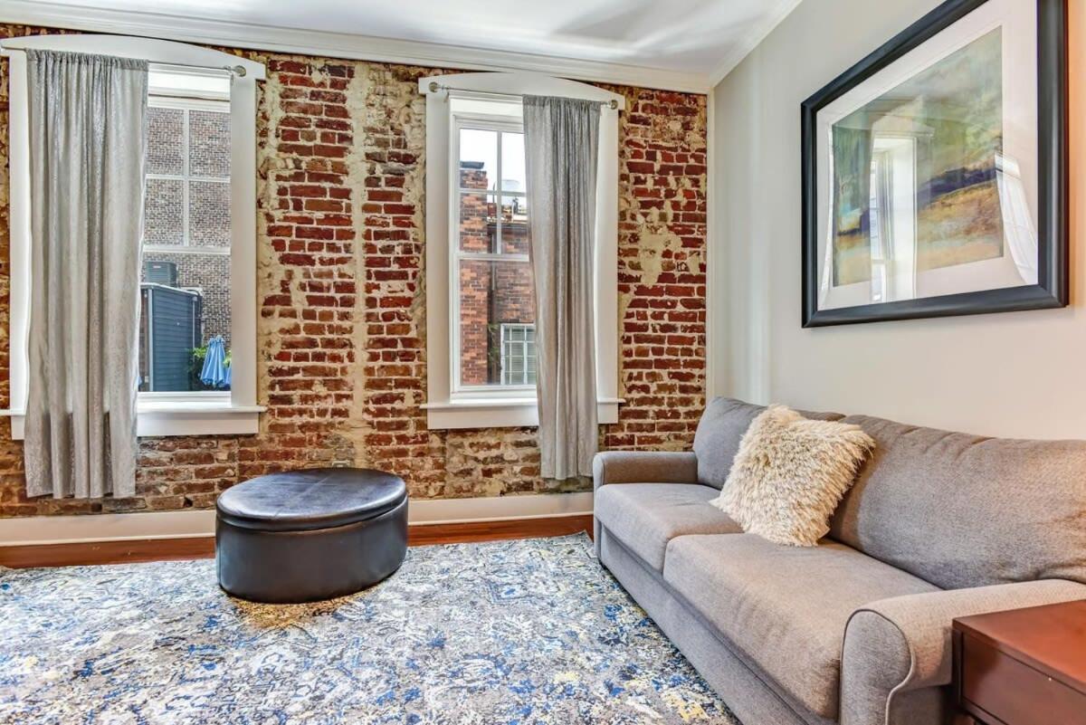 E Bay St Loft By City Market And River Street Savannah Zewnętrze zdjęcie